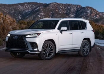 Lexus відкликає позашляховики LX 600 через загрозу саморуйнування трансмісії