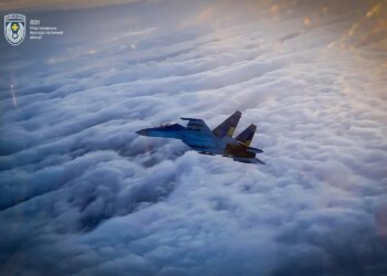 На фронті відбулося 120 бойових зіткнень, ворог активно діє на трьох напрямках – Генштаб