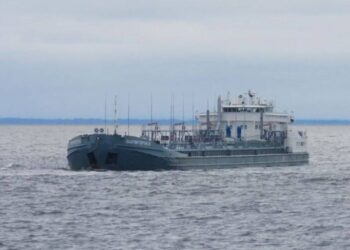 Британія готується перехоплювати судна тіньового флоту РФ