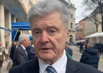 Мирные переговоры возможны только после прекращения огня – Порошенко