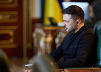 Зеленский раскрыл детали тайной операции: Украина “выключила” антенны в Беларуси