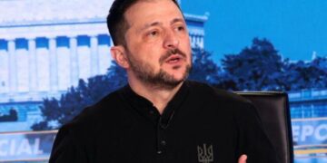 “Они так долго не продержатся”: Зеленский спрогнозировал крах армии РФ за два года