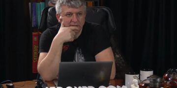 “Наши черноземы засеяны минами”: Романенко жестко разбил миф об аграрной суперсиле Украины