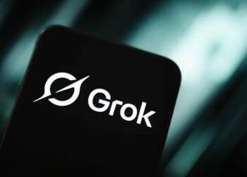 Підлітки подали до суду на компанію Маска через порнографічні зображення, створені Grok