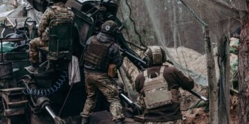 На фронті зафіксовано 56 атак, ворог активно діє на трьох напрямках – Генштаб