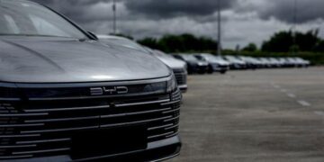 “Электрички” по цене бензина: как новые налоги повлияли на авторынок и что будет дальше