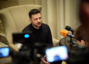 Зеленський: Україна щодня говорить з американцями і працює над тим, щоб мирні переговори були – будь-де