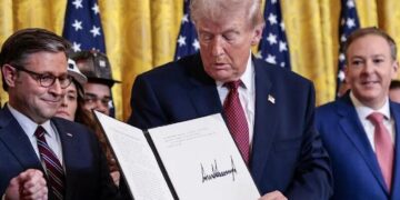 Підпис Трампа з’явиться на доларових банкнотах до 250-річчя незалежності США