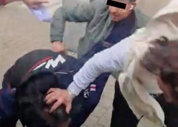 Під Штутгартом побили контролерів в автобусі під час перевірки квитків