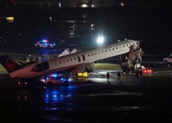 Аеропорт Нью-Йорка закрили після аварії на злітно-посадковій смузі