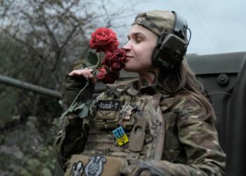 Розыск женщин и выезд за границу: адвокат нашёл ключевую деталь в постановлении КМУ