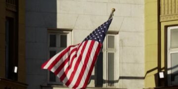 Коррупционная ментальность Украины начинает захватывать США – аналитик