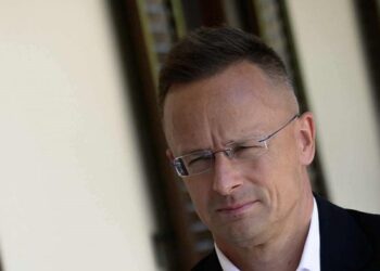 Сийярто поехал в Москву для обсуждения “энергетической безопасности” Венгрии