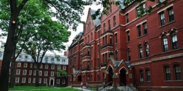 США подали мільярдний позов проти Гарварду через звинувачення в антисемітизмі