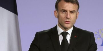 Франція посилює ядерний арсенал і зберігатиме дані про боєголовки в секреті — Макрон