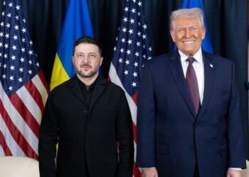 Трамп похвастался “бесконечными запасами оружия” и сравнил Зеленского с шоуменом и мистификатором