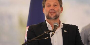 Посол Ізраїлю в Німеччині став на захист Мерца після порівняння з нацистами