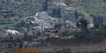 Ізраїль та «Хезболла» обмінялися ударами, Трамп критикує Іран через Ормузьку протоку