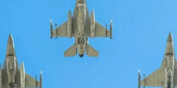 Польща підняла в повітря винищувачі через масовану атаку рф на Україну