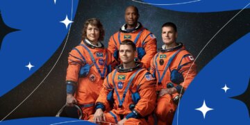 Екіпаж Artemis II повертається з Місяця і готується до приводнення