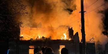 Унаслідок атаки на Одесу загинули двоє людей, пошкоджено житлові будинки та дитсадок – ОВА