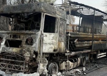 Загибель чоловіка у Нікополі 11 квітня – поліція показала фото наслідків ударів рф по Дніепропетровщині