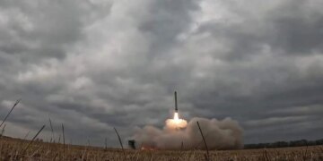 Україна збиватиме "орєшнік" у космосі – експерт різко оцінив гучну заяву про нову зброю