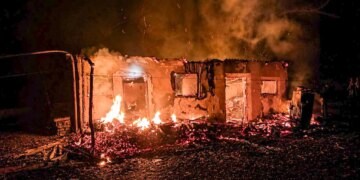 рф вдарила по порту та будинках на Одещині – є постраждалі, атаки зазнало іноземне судно