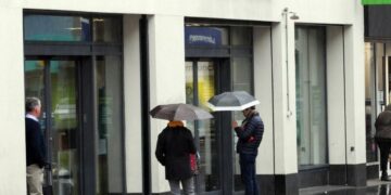 У Британії звільнили працівника магазину за те, що він намагався зупинити крадіжку