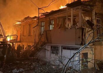 Ворог атакував житлові будинки в Одесі