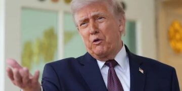 Іран «фінансово руйнується» через морську блокаду – Трамп