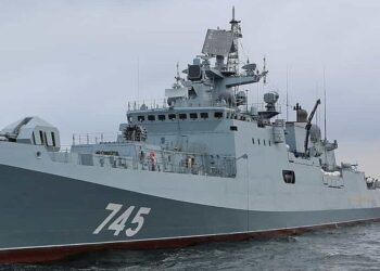 Фрегат РФ супроводив танкери «тіньового флоту» через Ла-Манш