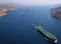 Спроба катарських газовозів пройти Ормузьку протоку завершилася поверненням до Катару