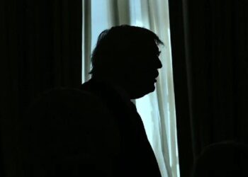 Трамп заявив, що США контролюють Ормузьку протоку