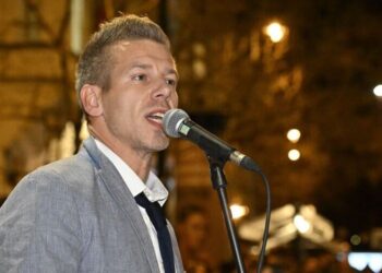 В Угорщині опозиція лідирує за результатами підрахунку голосів