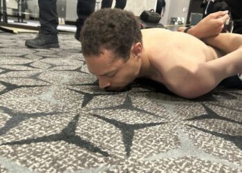 Родина підозрюваного стрільця в США попередила поліцію про напад за кілька хвилин до інциденту — CNN