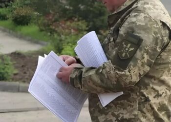 Власть играет на расколе общества: Романенко о резком росте агрессии против ТЦК