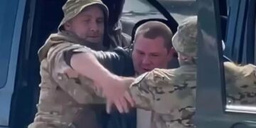 “Сафари на людей”: Жесткая мобилизация может уничтожить страну изнутри – Романенко