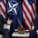 США вимагають, щоб Європа направила до Ормузької протоки військові кораблі
