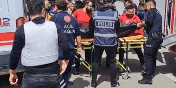 У Туреччині під час стрілянини в школі загинули чотири людини