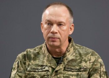 Сирський заявив, що росіяни активізували наступ по всій лінії фронту