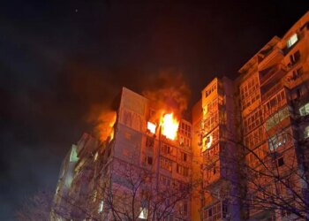 Ворог атакував Одесу – у двох висотках виникли пожежі