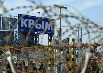Окупований Крим під атакою дронів, гучно у Саках та Севастополі