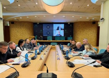 Кабмін розкритикував темпи підготовки Києва до зими та пригрозив оцінкою роботи КМДА