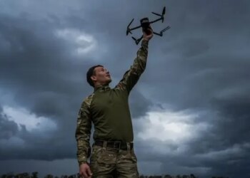 "Азов" повертається до Маріуполя. БПЛА патрулюють дороги на 160 км углиб до міста