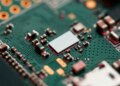 Apple та Intel досягли попередньої угоди про виробництво чіпів – WSJ