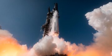 SpaceX провела перший успішний запуск ракети Starship версії V3