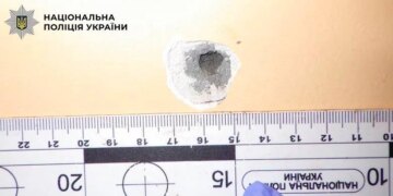 У Києві чоловіку, який вчинив стрілянину в багатоповерхівці, повідомили про підозру