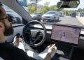 Естонія стала третьою країною в Європі, яка дозволила рух самокерованих Tesla