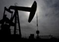 Удар по нефтянке РФ страшнее, чем кажется: Крутихин назвал главную цель украинских дронов